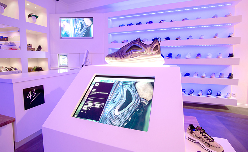 Entwicklung & Einrichtung Stele